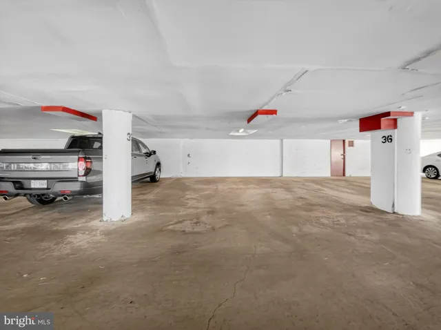 $2,900 | 7680 Tremayne Place, Unit 308, McLean, VA 22102