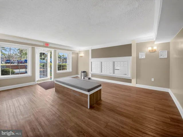 $2,900 | 7680 Tremayne Place, Unit 308, McLean, VA 22102