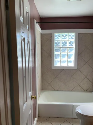 $1,295 | 109 Tupperway Drive, Unit B, Summerville, SC 29483