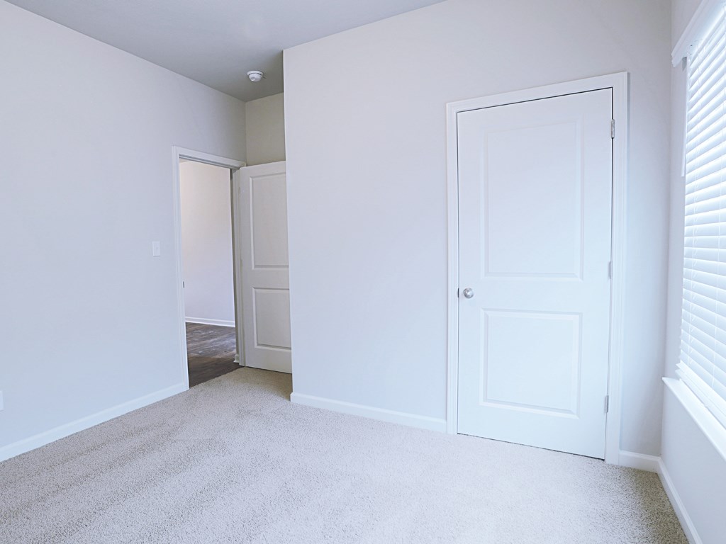 5303 Crossfield Road Memphis, TN 38109 - Photo 11 of 18
