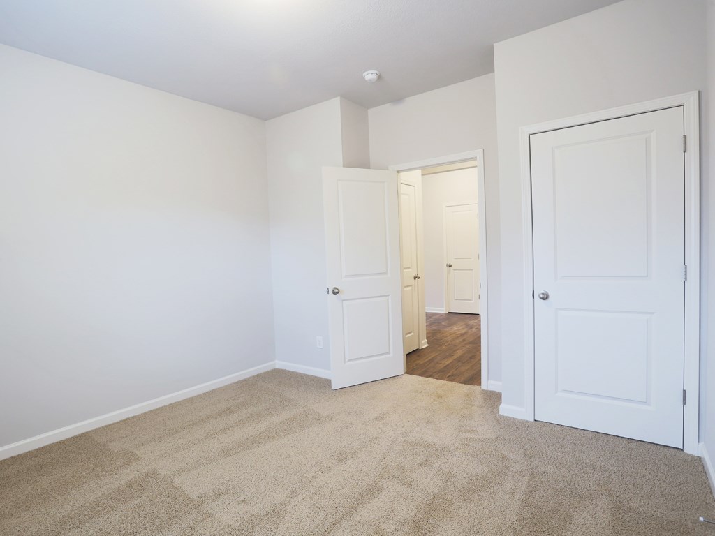5303 Crossfield Road Memphis, TN 38109 - Photo 13 of 18