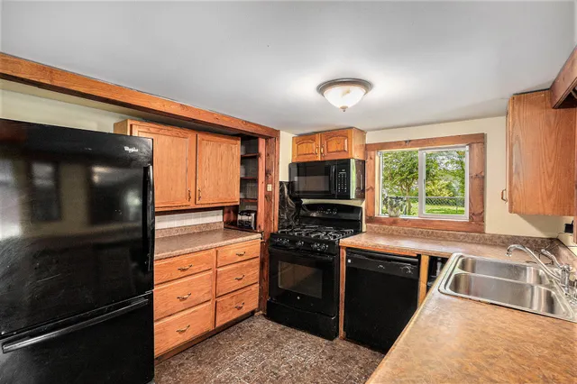 $299,000 | 8828 Elm, Fremont, MI 49412