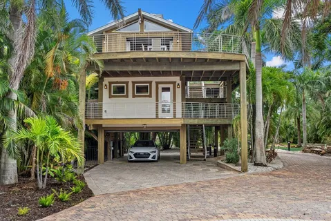 $5,999,000 | 10216 46th Avenue West, Bradenton, FL 34210