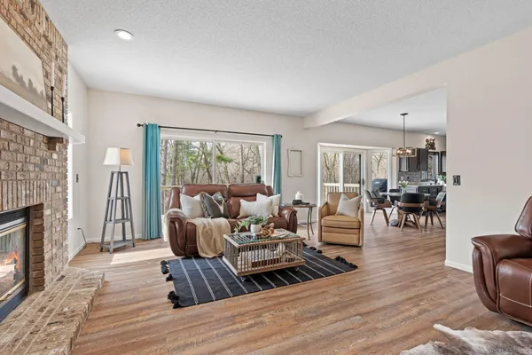 $784,000 | 3617 Tanglewood Court, Eagan, MN 55123