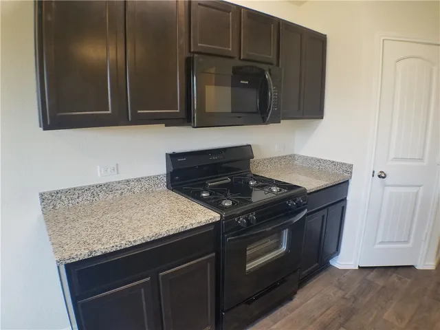 $1,625 | 15100 Harkness Pass, Austin, TX 78725