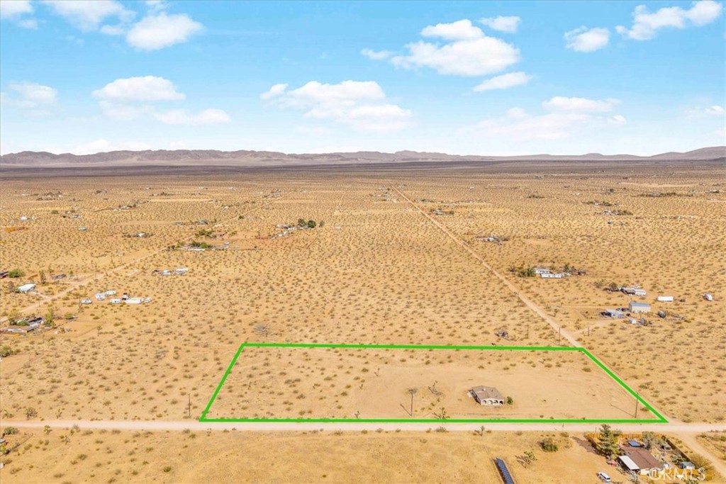 59724 Stearman Road Landers, CA 92285 - Photo 20 of 38 a view of an ocean and beach