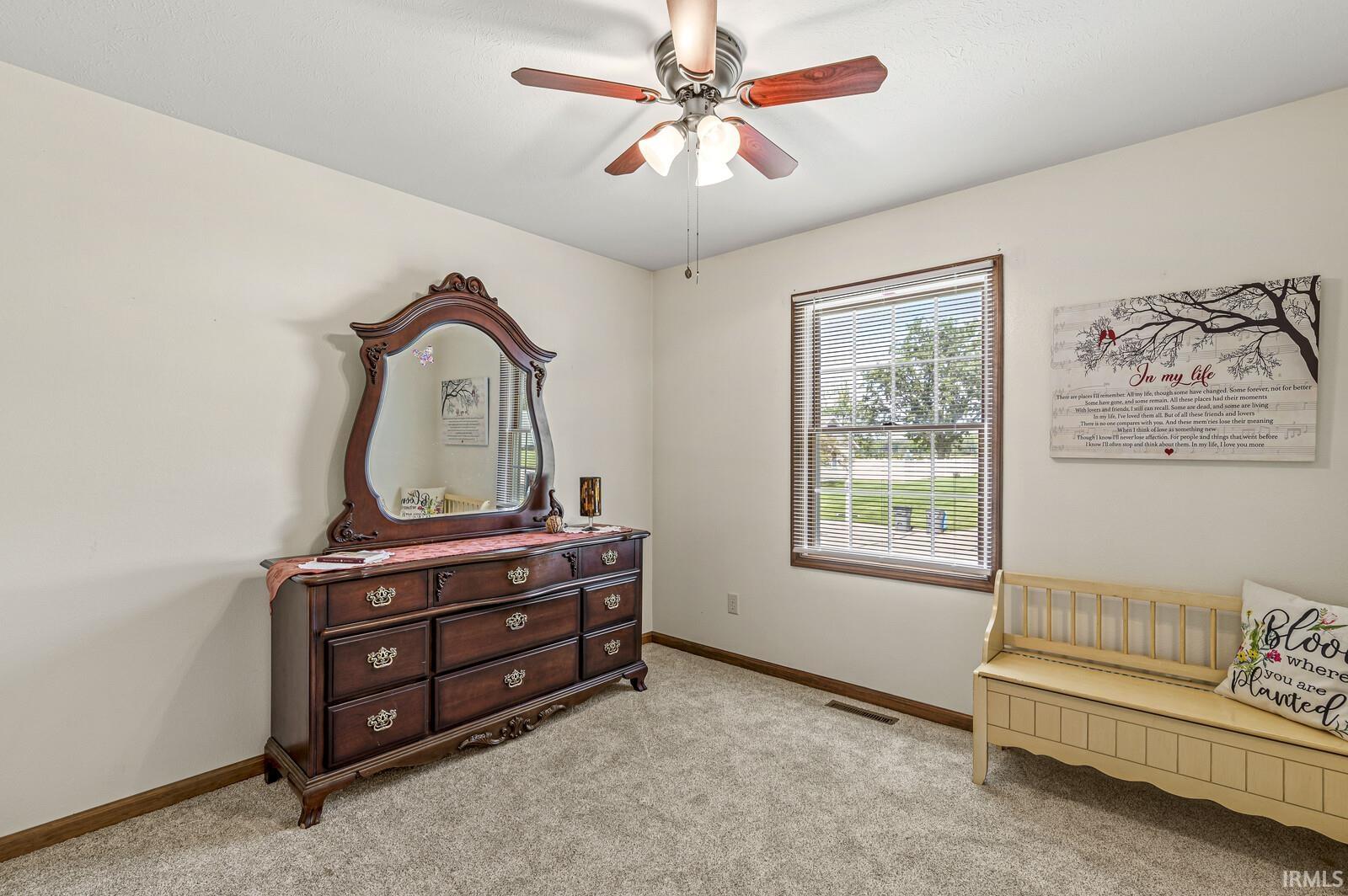 30336 Wyndtree Boulevard Elkhart, IN 46516 - Photo 20 of 31