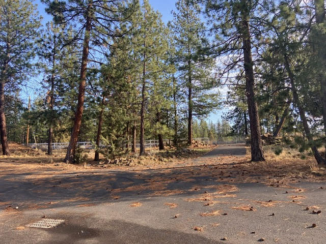 19850 Rocking Horse Road Bend, OR 97702 - Photo 6 of 33