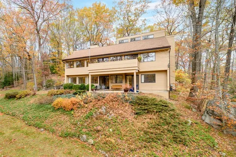 $1,125,000 | 52 Mill Spring Lane, Stamford, CT 06903