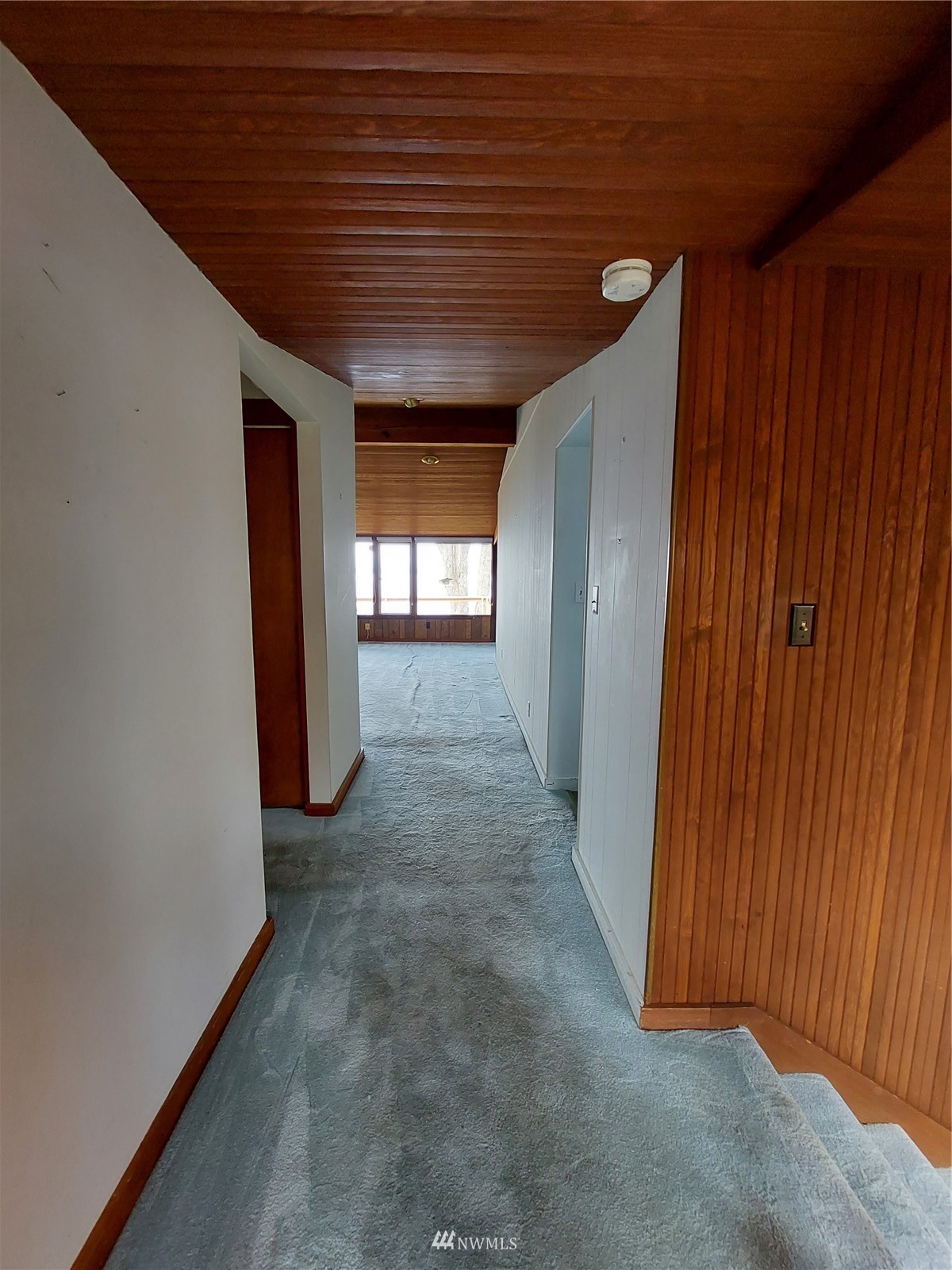 9205 Olympic View Drive Edmonds, WA 98020 - Photo 12 of 25 a view of entryway