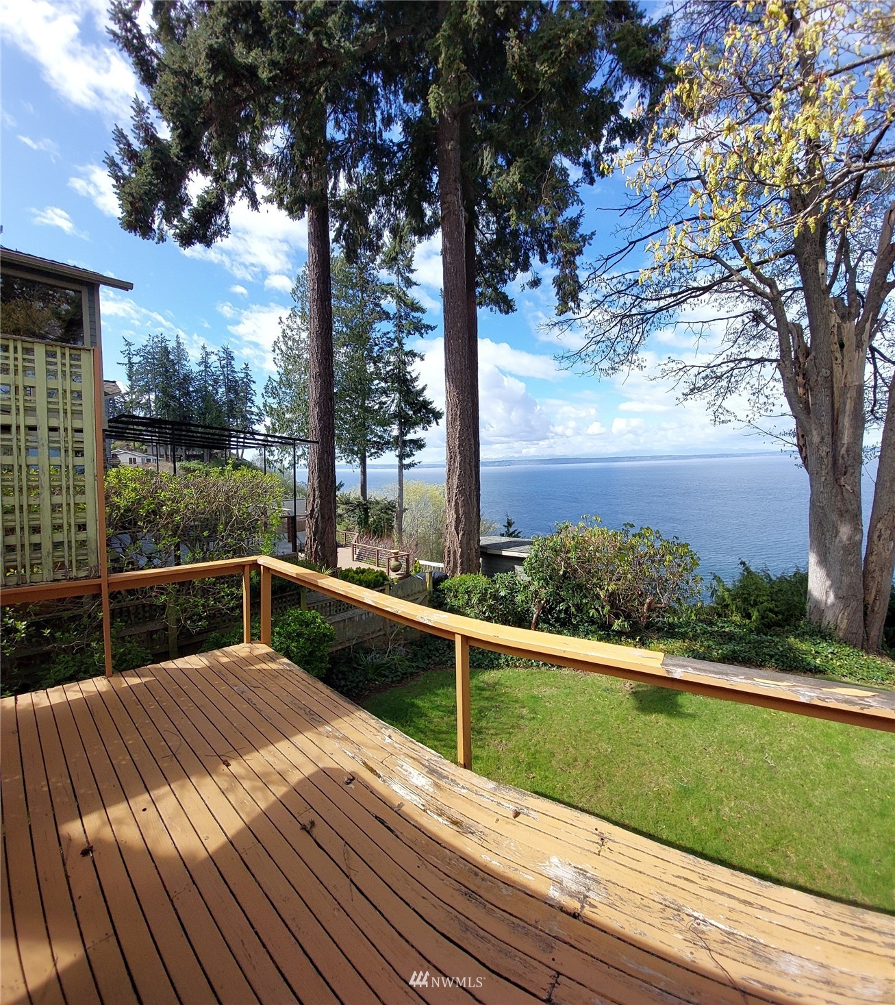 9205 Olympic View Drive Edmonds, WA 98020 - Photo 5 of 25 a view of balcony with wooden floor and fence