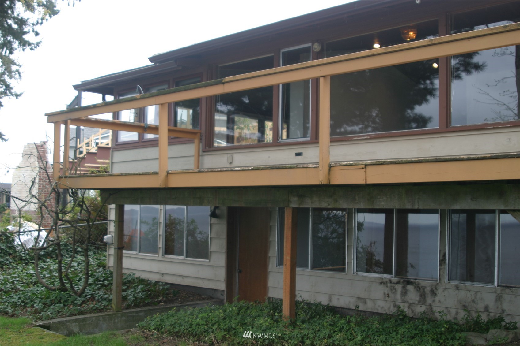 9205 Olympic View Drive Edmonds, WA 98020 - Photo 10 of 25 a view of a house with a window