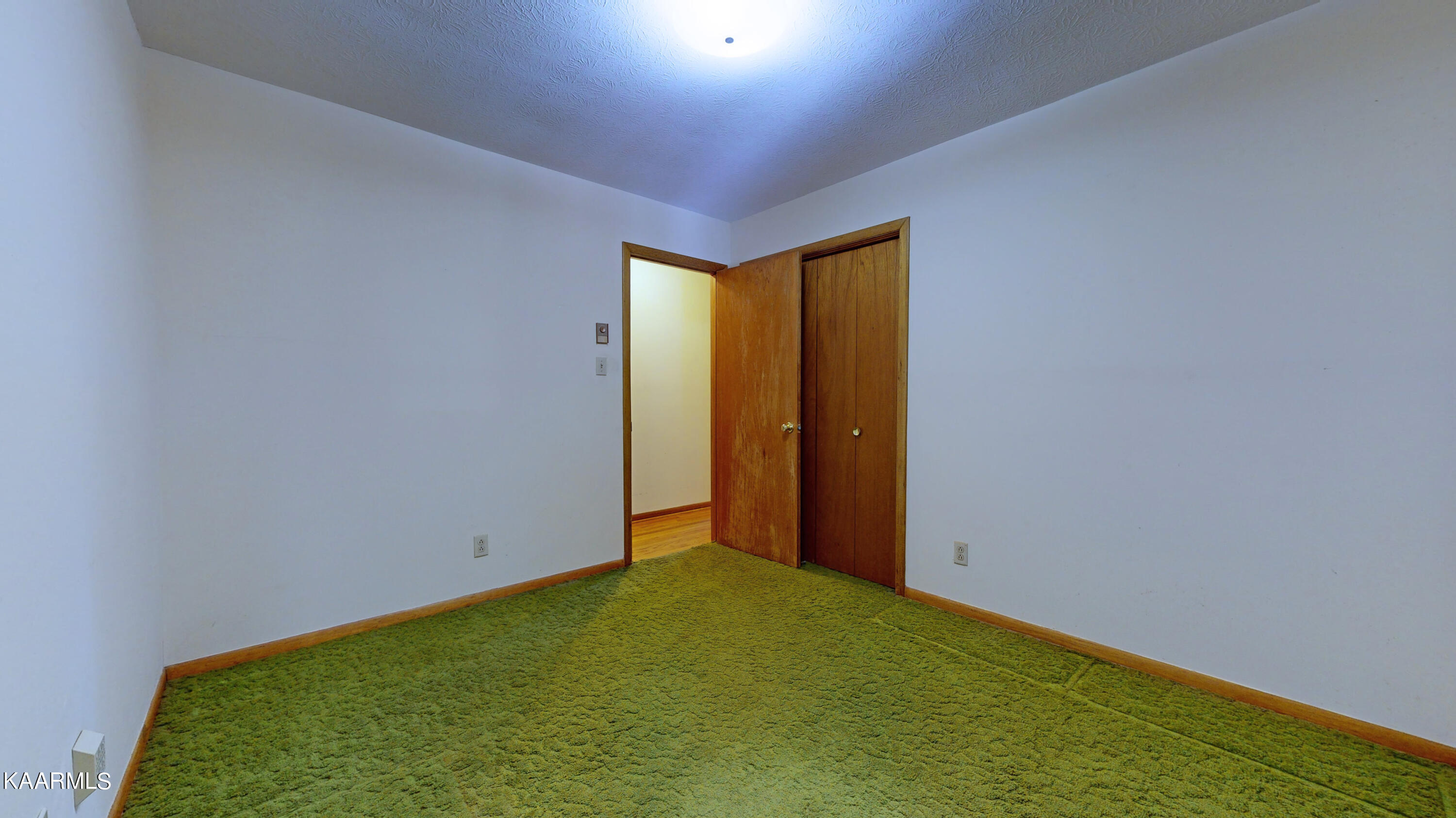 105 Netherlands Road Oak Ridge, TN 37830 - Photo 19 of 32 105-19