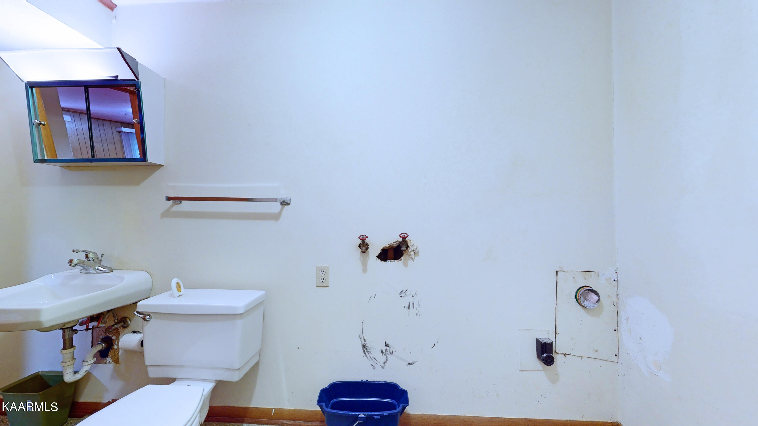 105 Netherlands Road Oak Ridge, TN 37830 - Photo 26 of 32 105-26