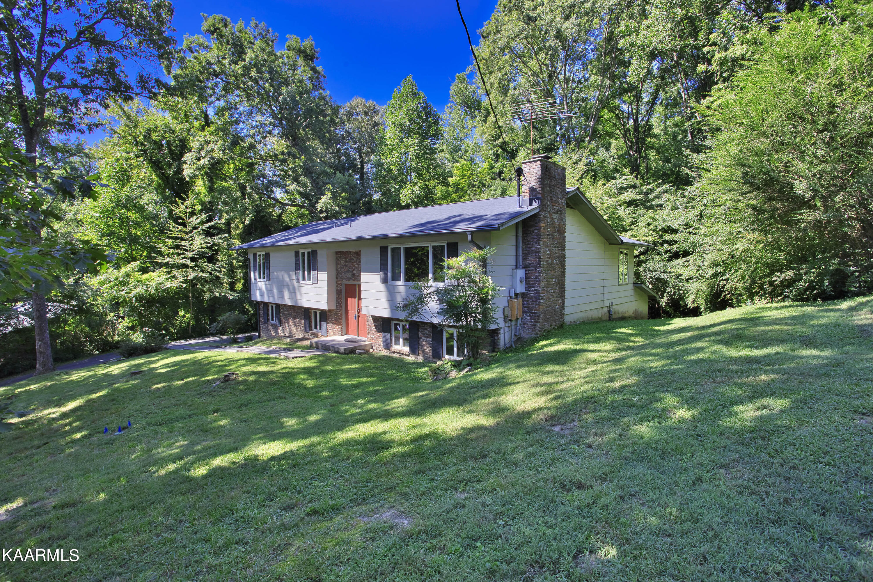 105 Netherlands Road Oak Ridge, TN 37830 - Photo 32 of 32 105-32