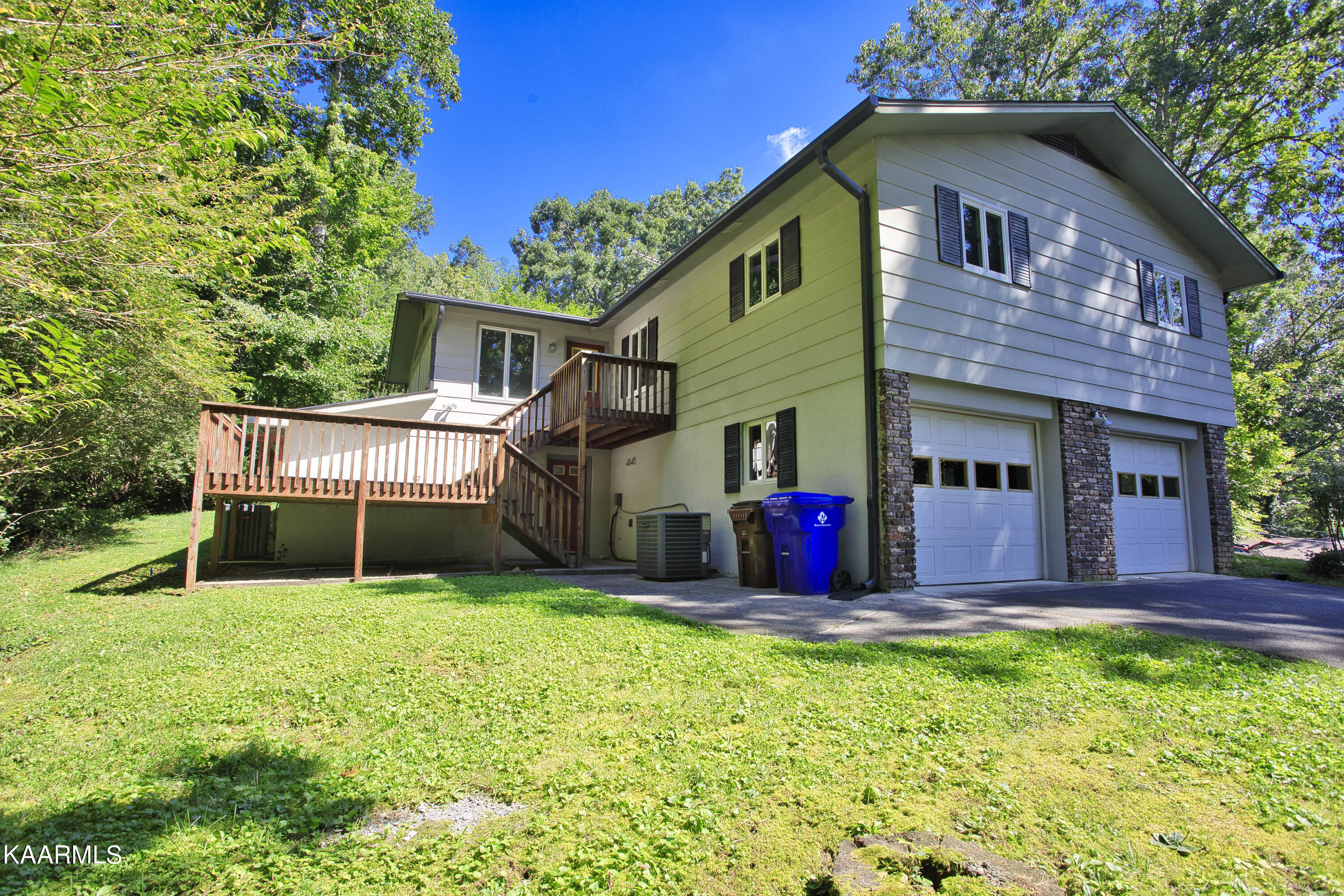 105 Netherlands Road Oak Ridge, TN 37830 - Photo 4 of 32 105-4