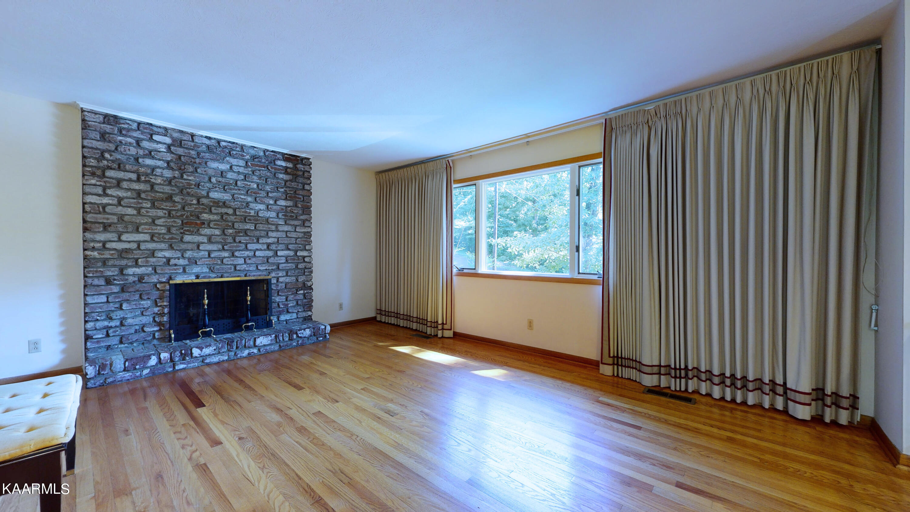 105 Netherlands Road Oak Ridge, TN 37830 - Photo 8 of 32 105-8