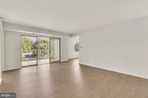 $375,000 | 14805 Pennfield Circle, Unit 309, Silver Spring, MD 20906