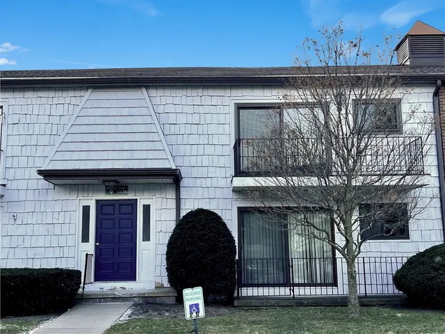 $1,850 | 9 High Gate Trail, Unit 8, Perinton, NY 14450