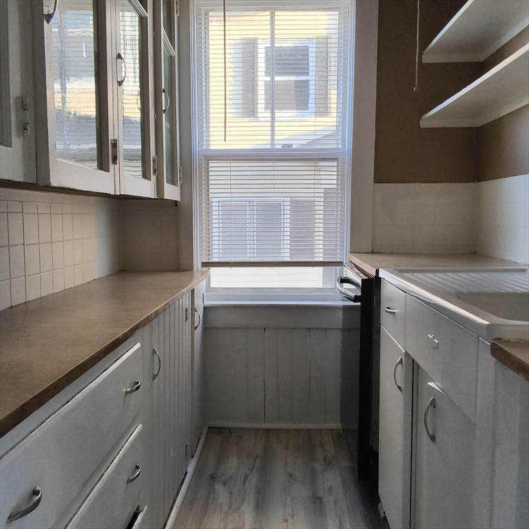 517-519 2nd Street, Unit 2 Fall River, MA 02721 - Photo 8 of 14