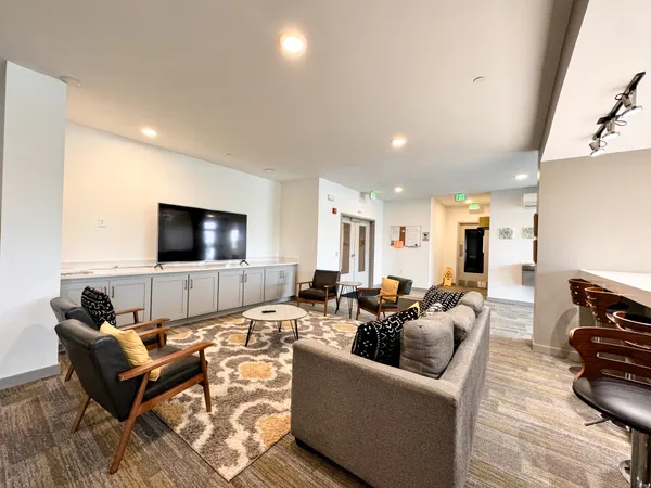 $1,500 | 400 Herron Drive, Unit 305, Nashville, TN 37210