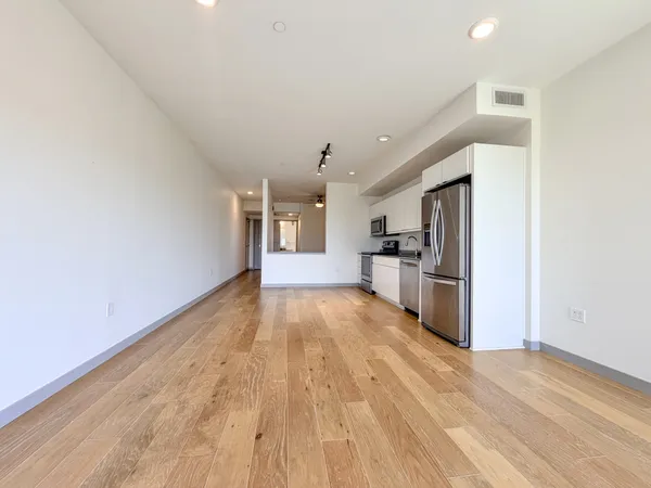 $1,500 | 400 Herron Drive, Unit 305, Nashville, TN 37210