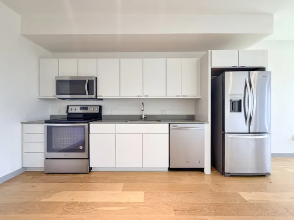 $1,500 | 400 Herron Drive, Unit 305, Nashville, TN 37210