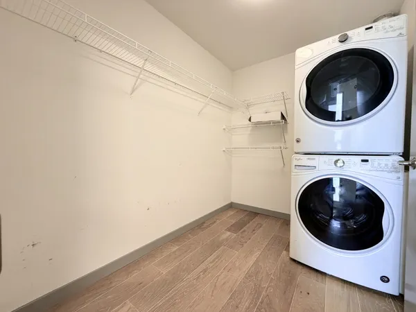 $1,500 | 400 Herron Drive, Unit 305, Nashville, TN 37210