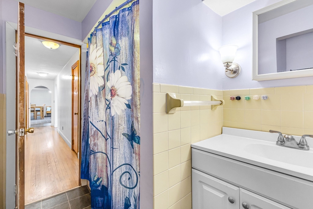 59 Kulig Street Springfield, MA 01104 - Photo 16 of 32 Gallery Image 16
