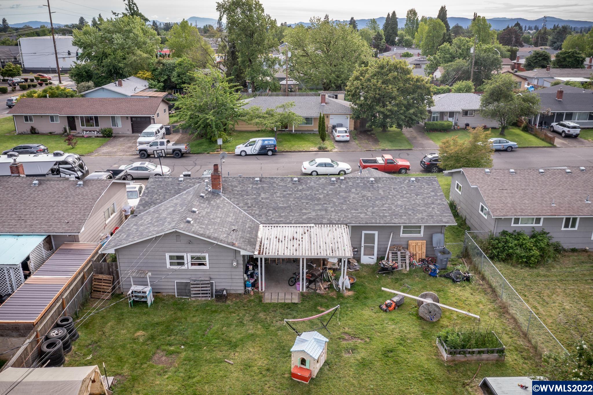 1675 Southeast Tudor Way Albany, OR 97322 - Photo 21 of 23