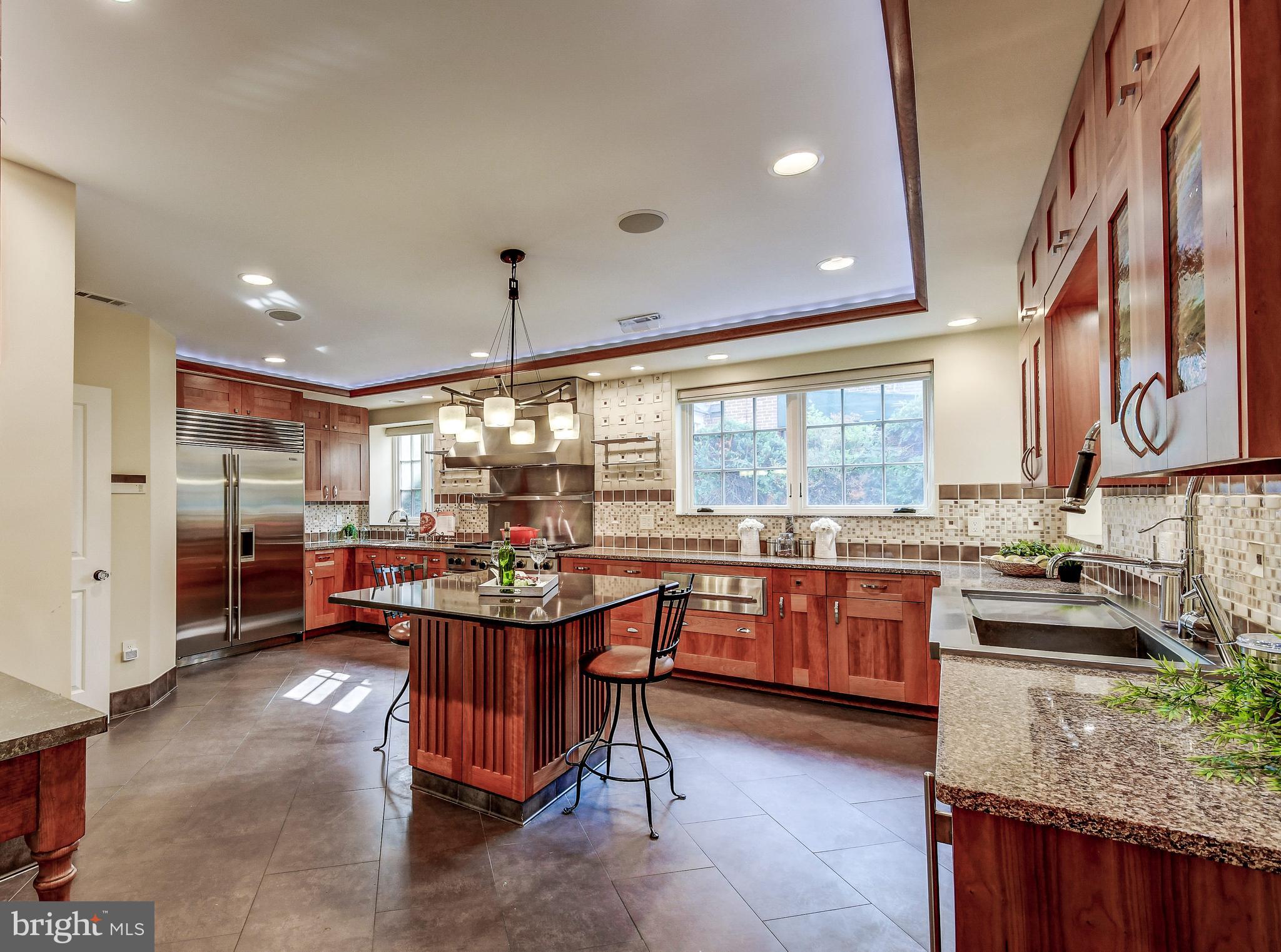 216 St Dunstans Road Baltimore, MD 21212 - Photo 20 of 47 Attached laundry and garage