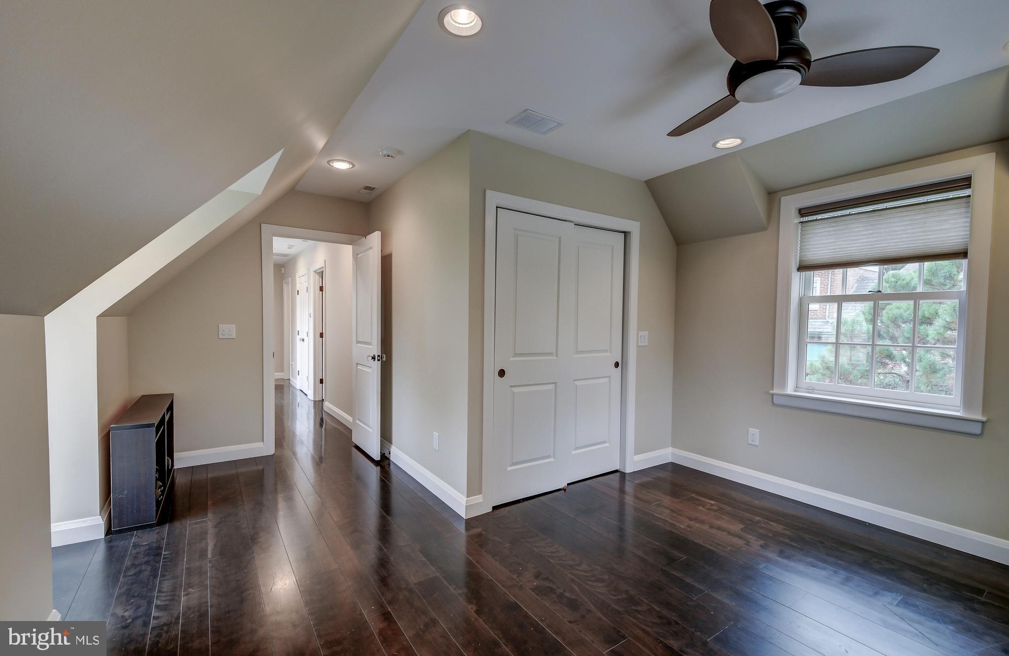 216 St Dunstans Road Baltimore, MD 21212 - Photo 34 of 47 2nd bedroom