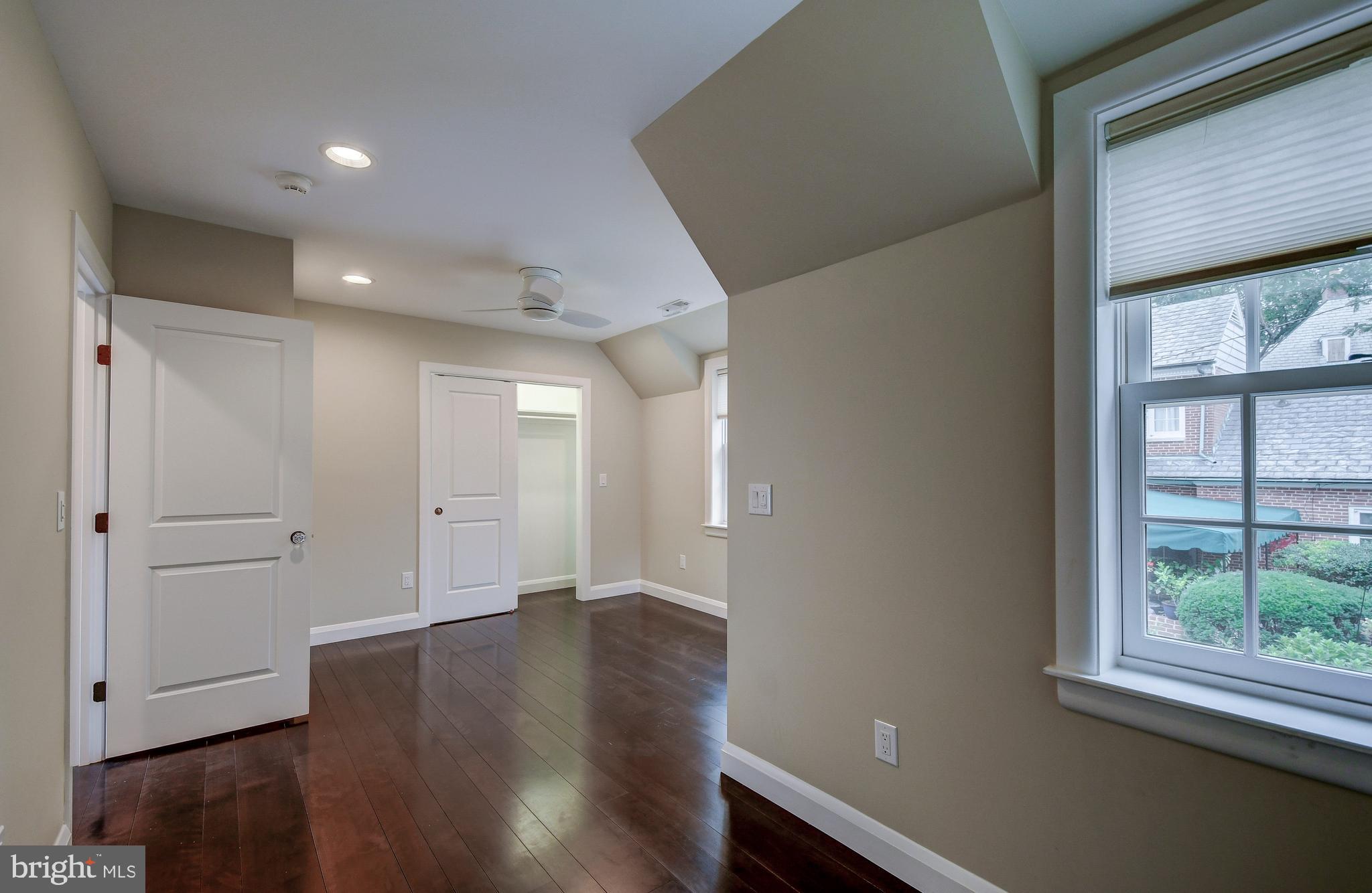 216 St Dunstans Road Baltimore, MD 21212 - Photo 35 of 47 3rd bedroom