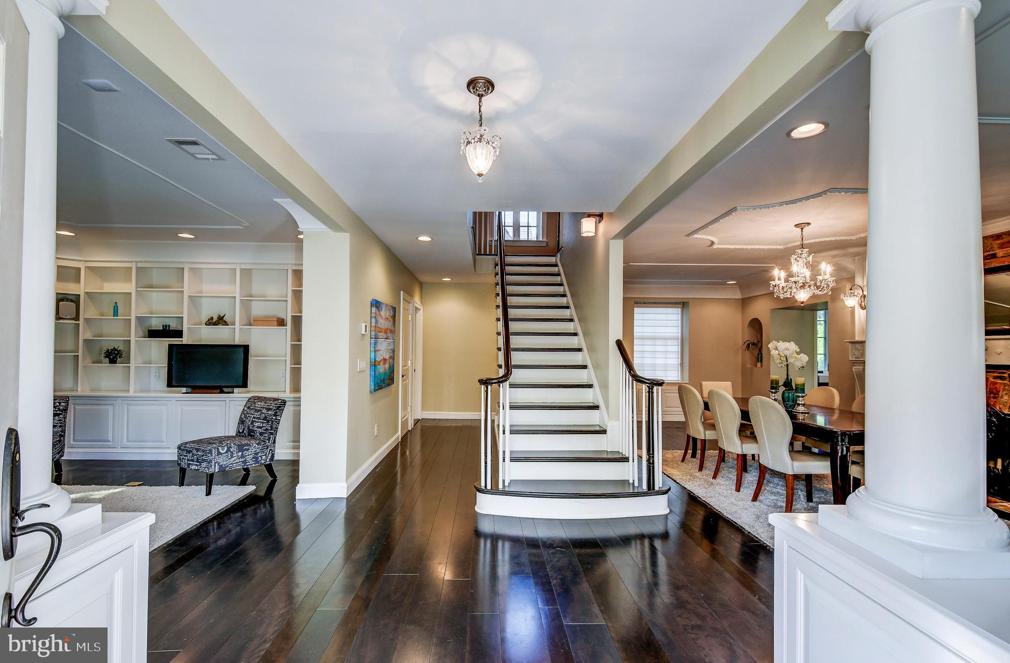 216 St Dunstans Road Baltimore, MD 21212 - Photo 7 of 47 Lovely foyer greets you with open space