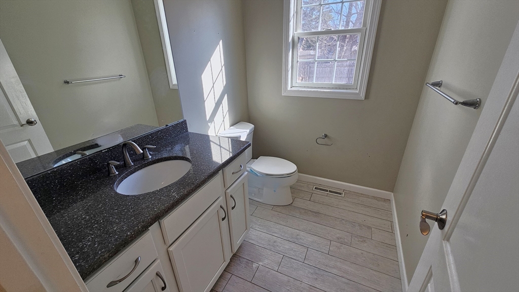 175 Fiberloid Street Springfield, MA 01151 - Photo 13 of 27