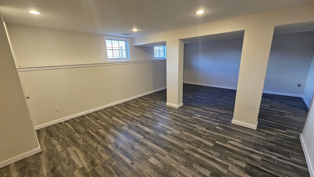 175 Fiberloid Street Springfield, MA 01151 - Photo 23 of 27