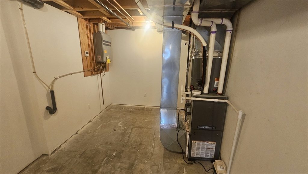 175 Fiberloid Street Springfield, MA 01151 - Photo 27 of 27