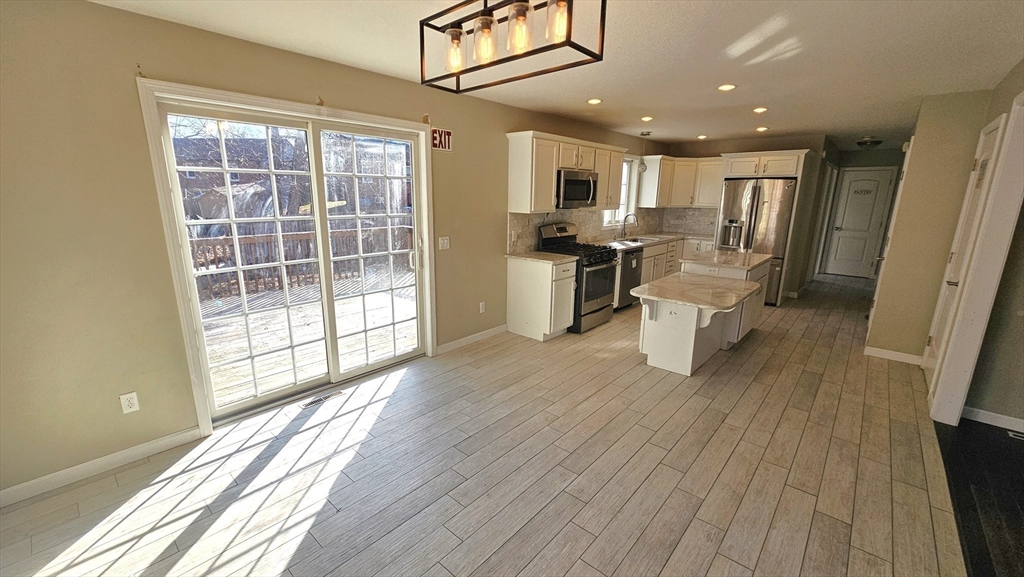 175 Fiberloid Street Springfield, MA 01151 - Photo 9 of 27