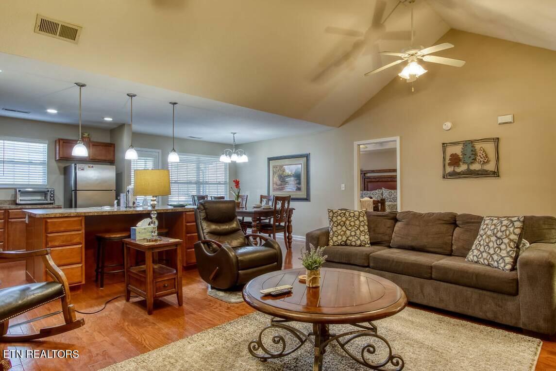 332 Meriwether Way Pigeon Forge, TN 37863 - Photo 5 of 32 1000016512