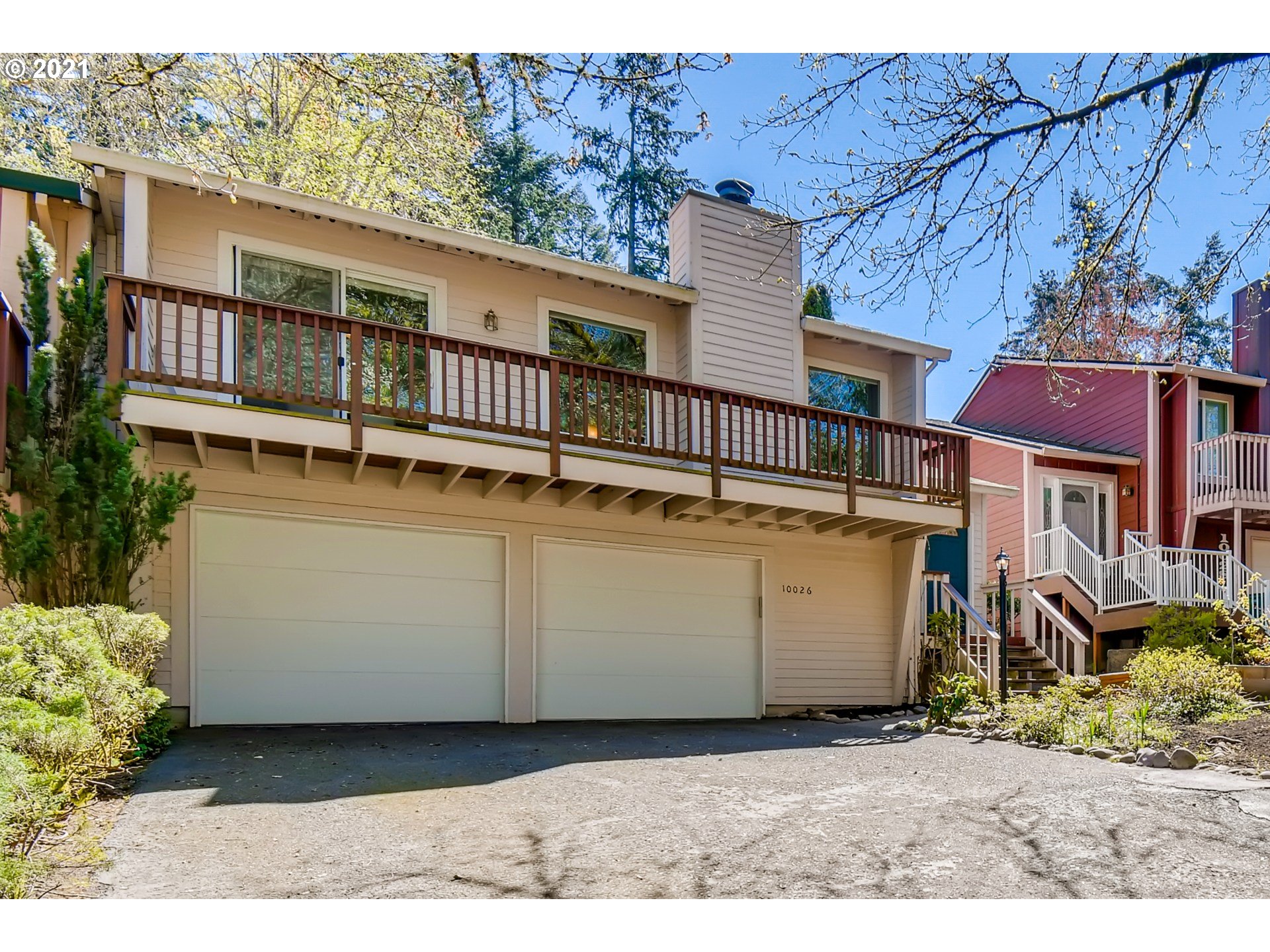 10026 Southwest Quail Post Road Portland, OR 97219 - Photo 1 of 21 Gallery Image 1