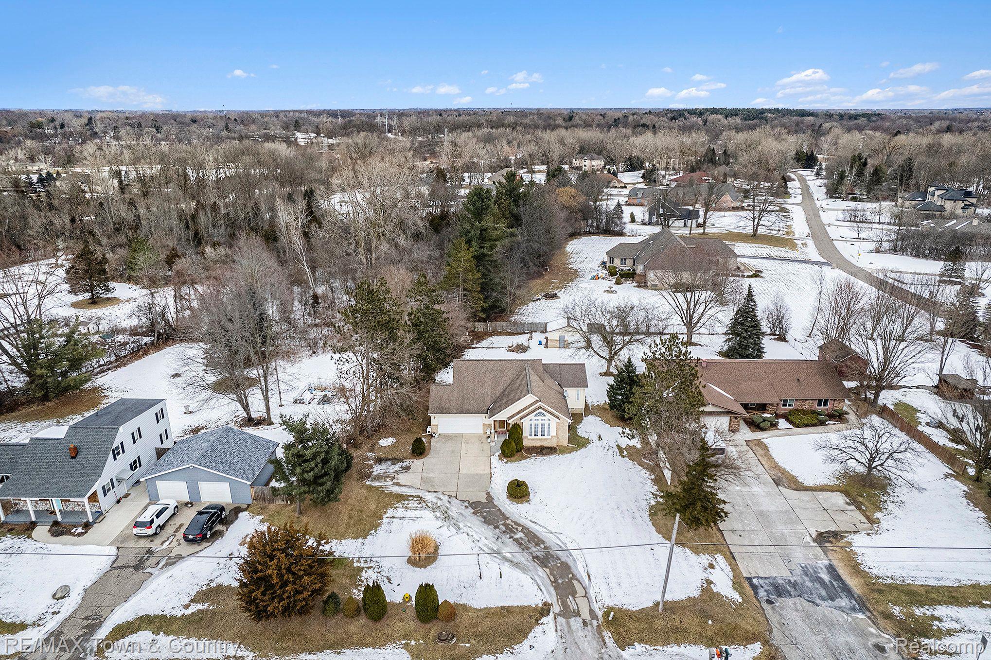 6300 East River Road Flushing, MI 48433 - Photo 27 of 30 Gallery Image 27