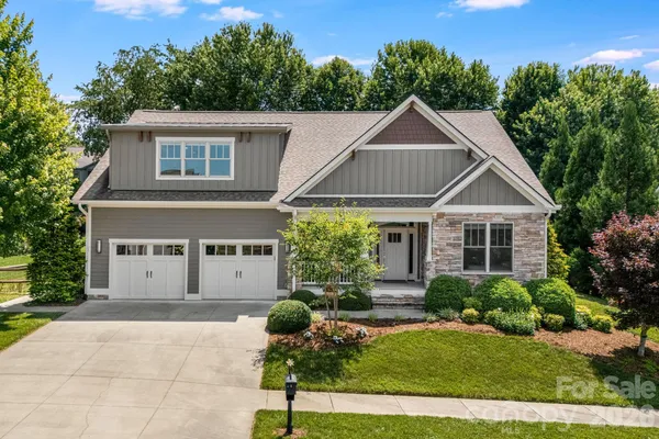 $867,500 | 60 Barnrock Drive, Mills River, NC 28759