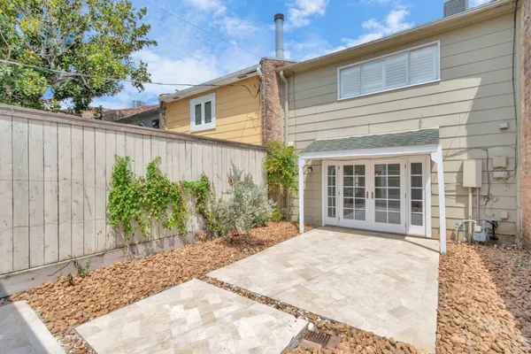 $2,750 | 3934 Roseland Street, Houston, TX 77006