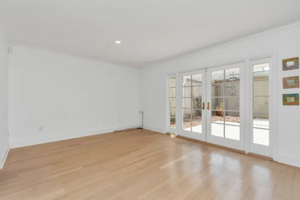 $2,750 | 3934 Roseland Street, Houston, TX 77006