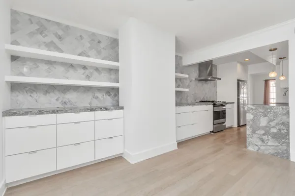 $2,750 | 3934 Roseland Street, Houston, TX 77006