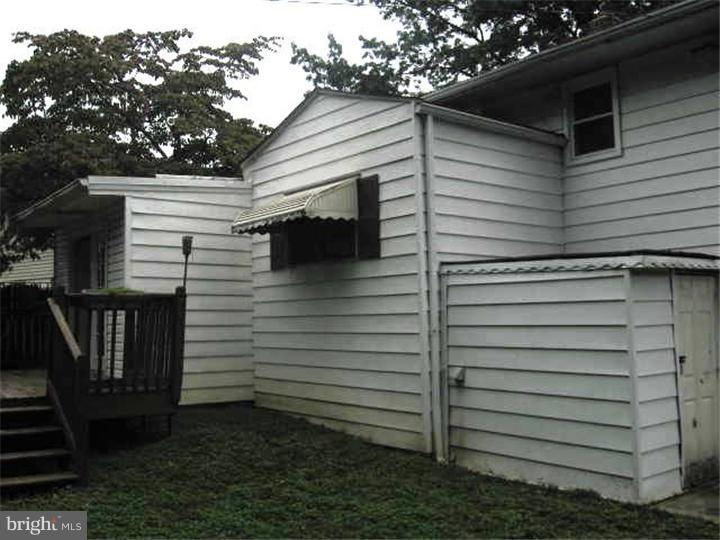 618 Wynnbrook Road Secane, PA 19018 - Photo 18 of 25