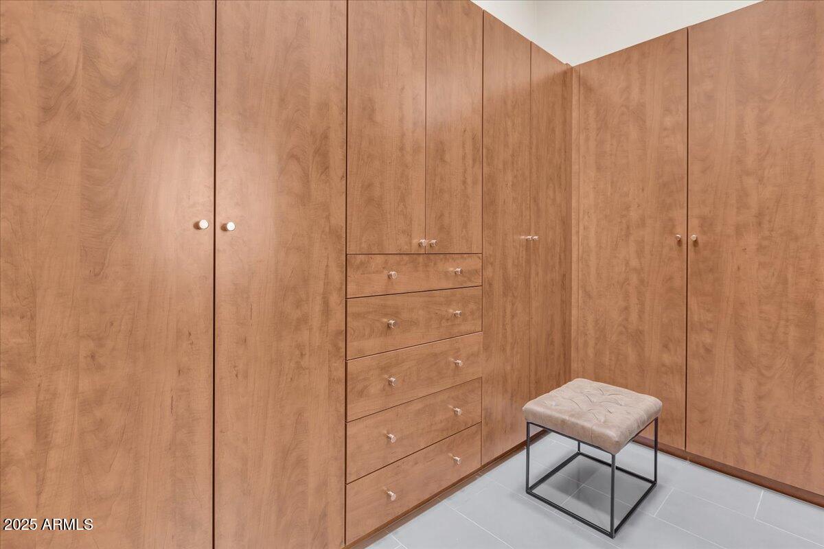 10040 East Happy Valley Road, Unit 300 Scottsdale, AZ 85255 - Photo 28 of 92 Walk In Closet (His)