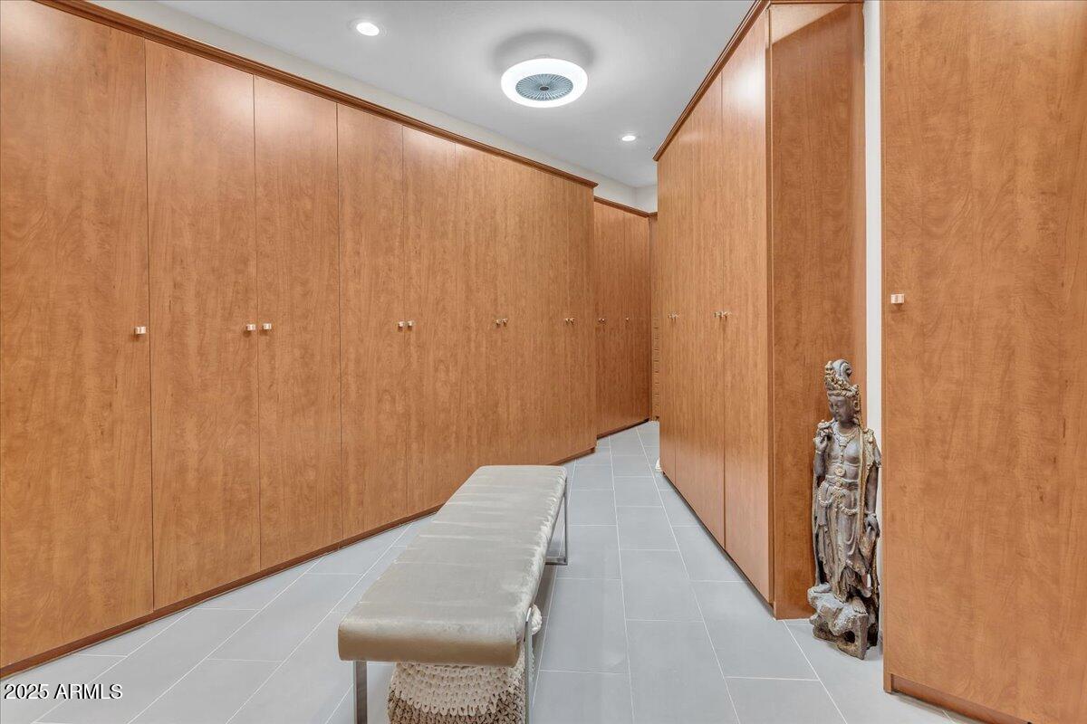 10040 East Happy Valley Road, Unit 300 Scottsdale, AZ 85255 - Photo 29 of 92 Walk In Closet (Hers)