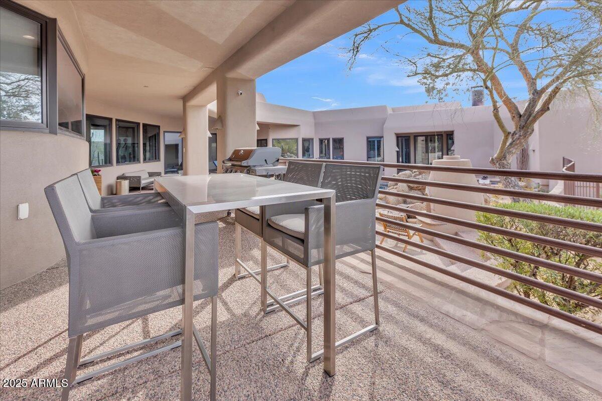 10040 East Happy Valley Road, Unit 300 Scottsdale, AZ 85255 - Photo 56 of 92 Multiple areas for seating