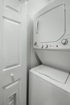6710 South Ridgeland Avenue, Unit 2B Chicago, IL 60649 - Photo 9 of 13